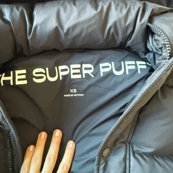 Superpuff Black Jacket - Picture 5 of 5